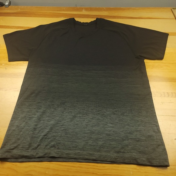 Lululemon Mens Metal Vent Tech T-Shirt Black Gradient Athleisure Performance XL - Picture 4 of 12